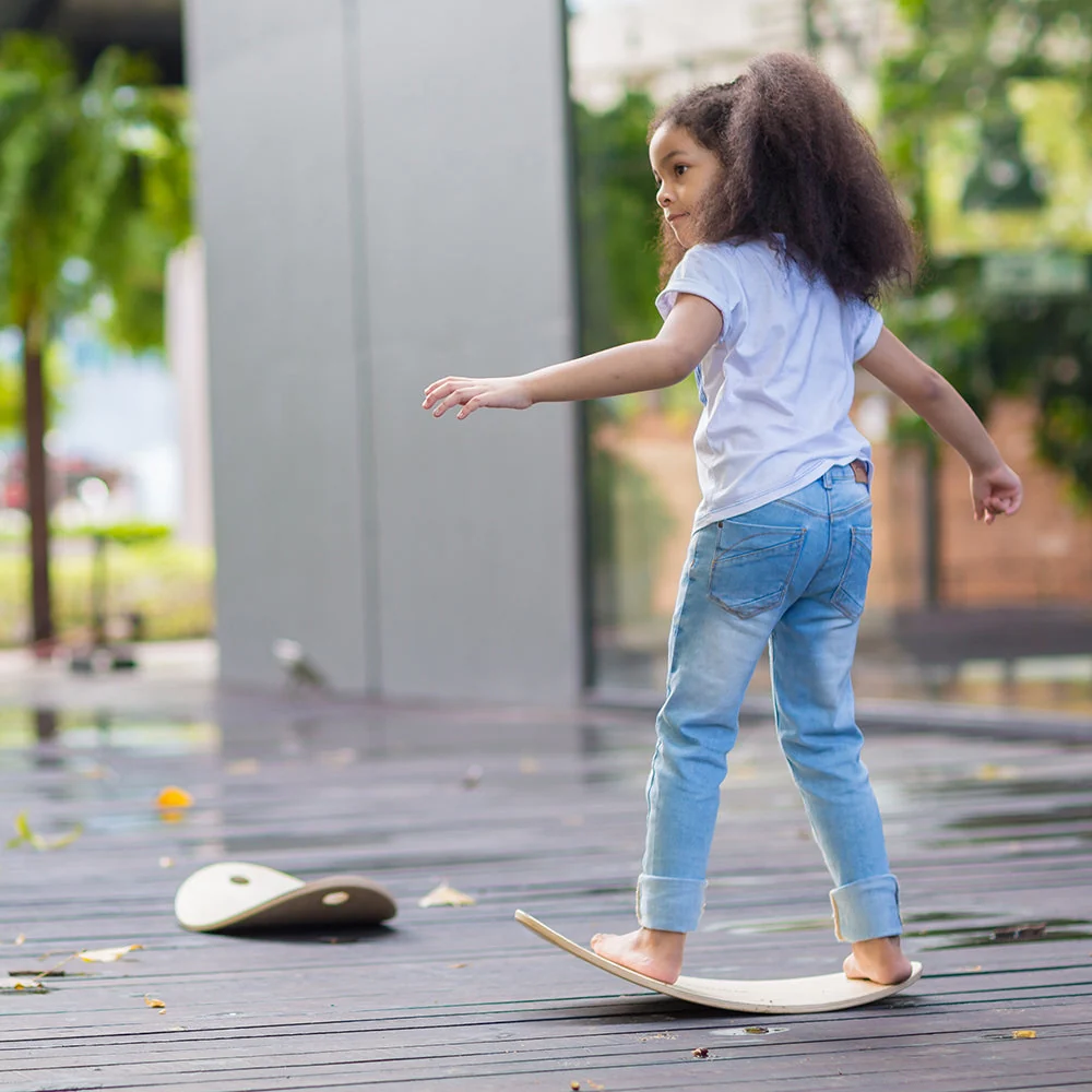 Eco-Friendly Curved Balance Board - Image 19