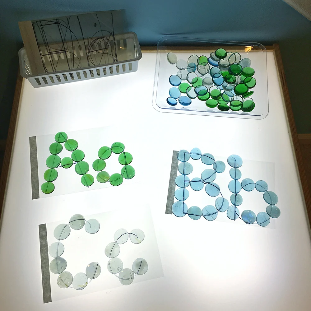 Child-Size LED Light Table with Storage - Image 4
