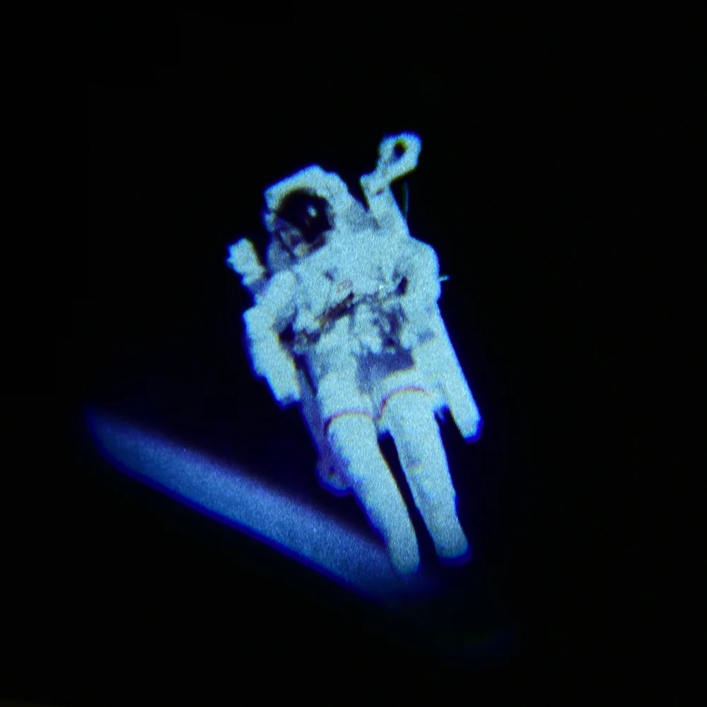 Discovery Projectors / Series 2 - Image 6
