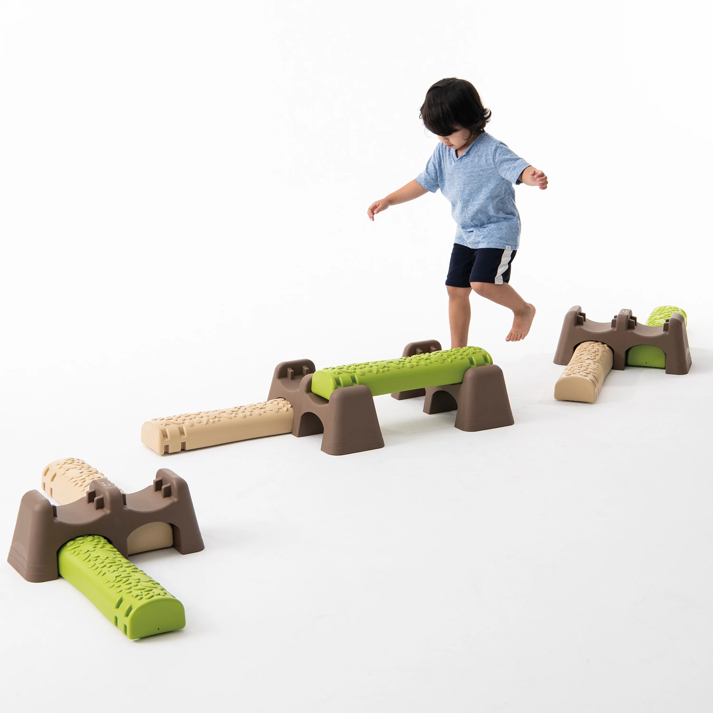 Jungle Trail Balance Logs & Bases | Gross Motor Balance Path Set with Textured Logs & Sturdy Stepping Bases - Image 11