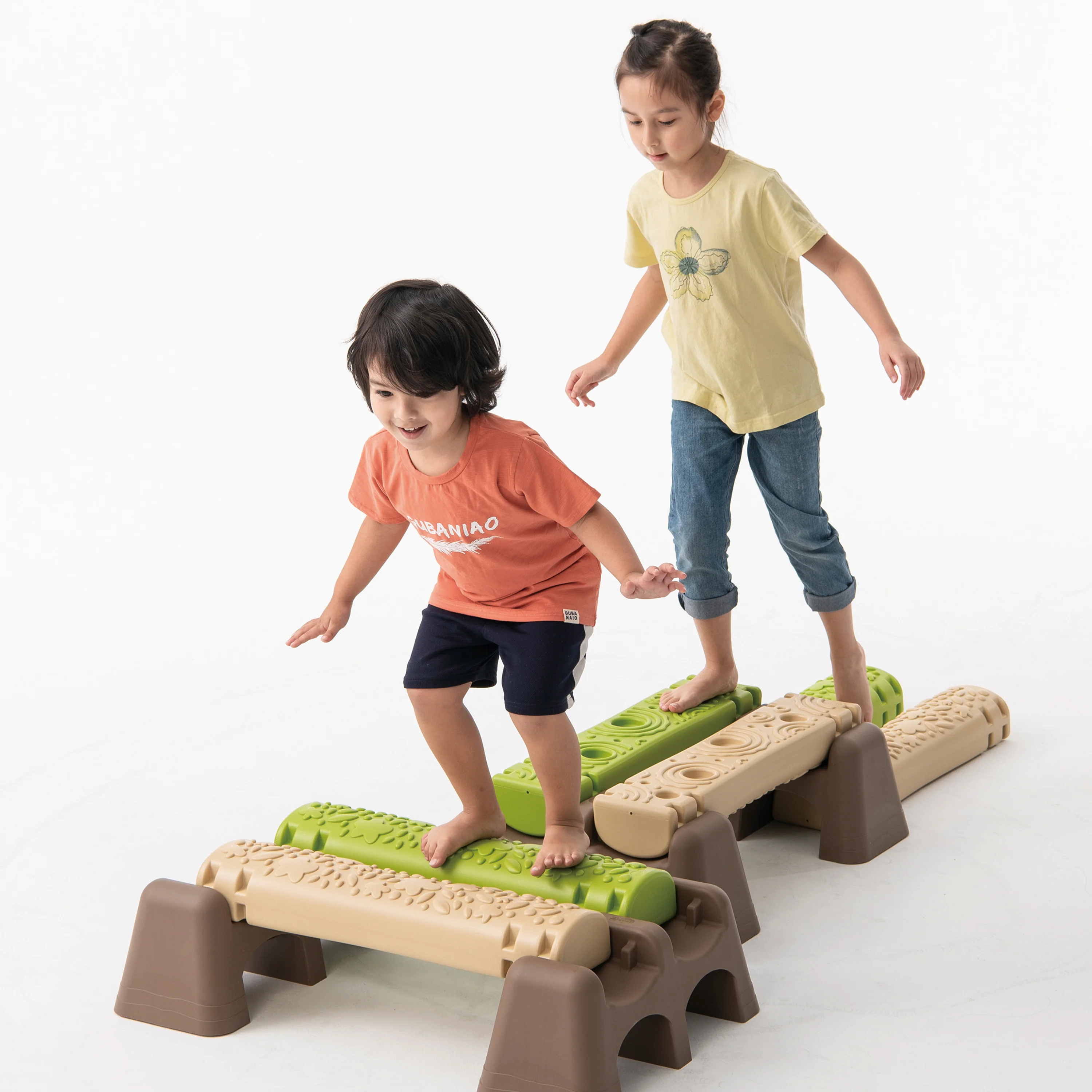 Jungle Trail Balance Logs & Bases | Gross Motor Balance Path Set with Textured Logs & Sturdy Stepping Bases - Image 17