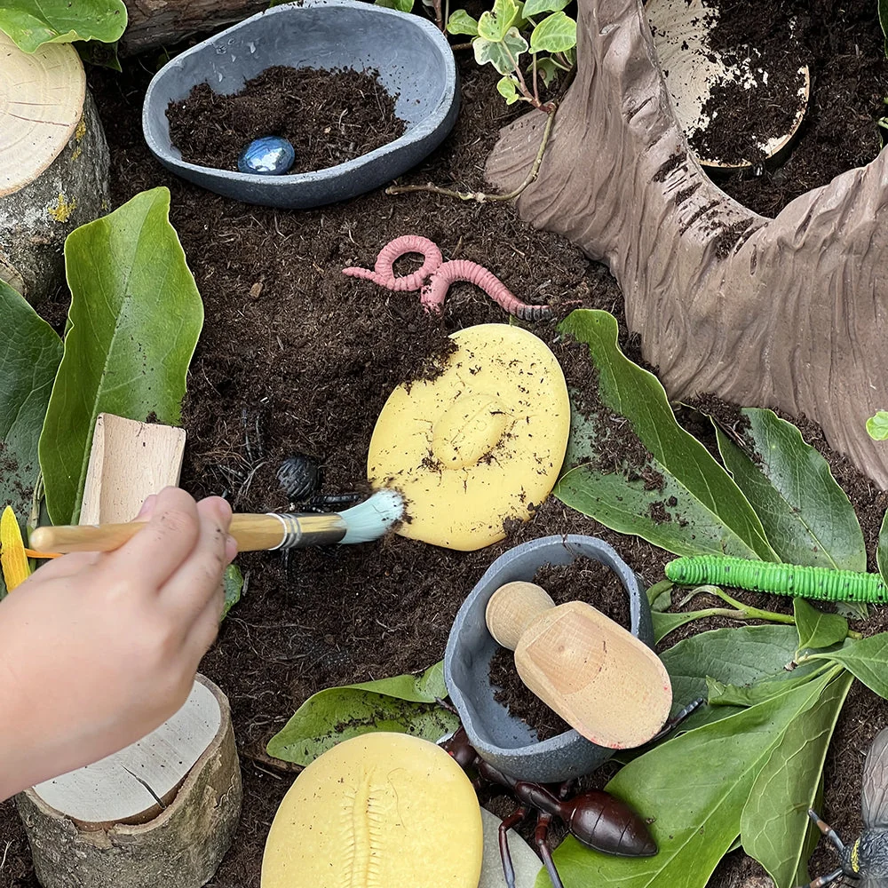 Yellow Door® Let's Investigate Bugs Discovery Kit - Image 6
