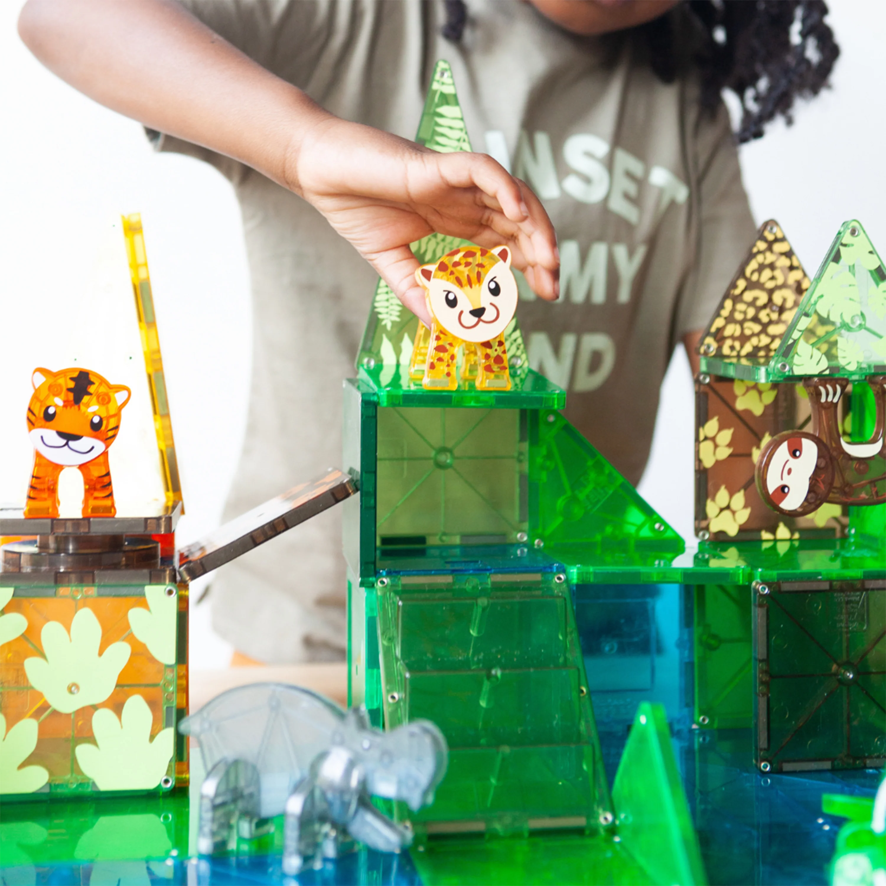 MAGNA-TILES® Magnetic Builders | Jungle, Safari, Arctic & Forest-Themed Magnetic Tile Sets - Image 9