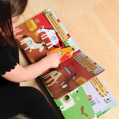 Melissa & Doug® Poke-A-Dot Book / Old MacDonald's Farm - 20 Pages - Image 2