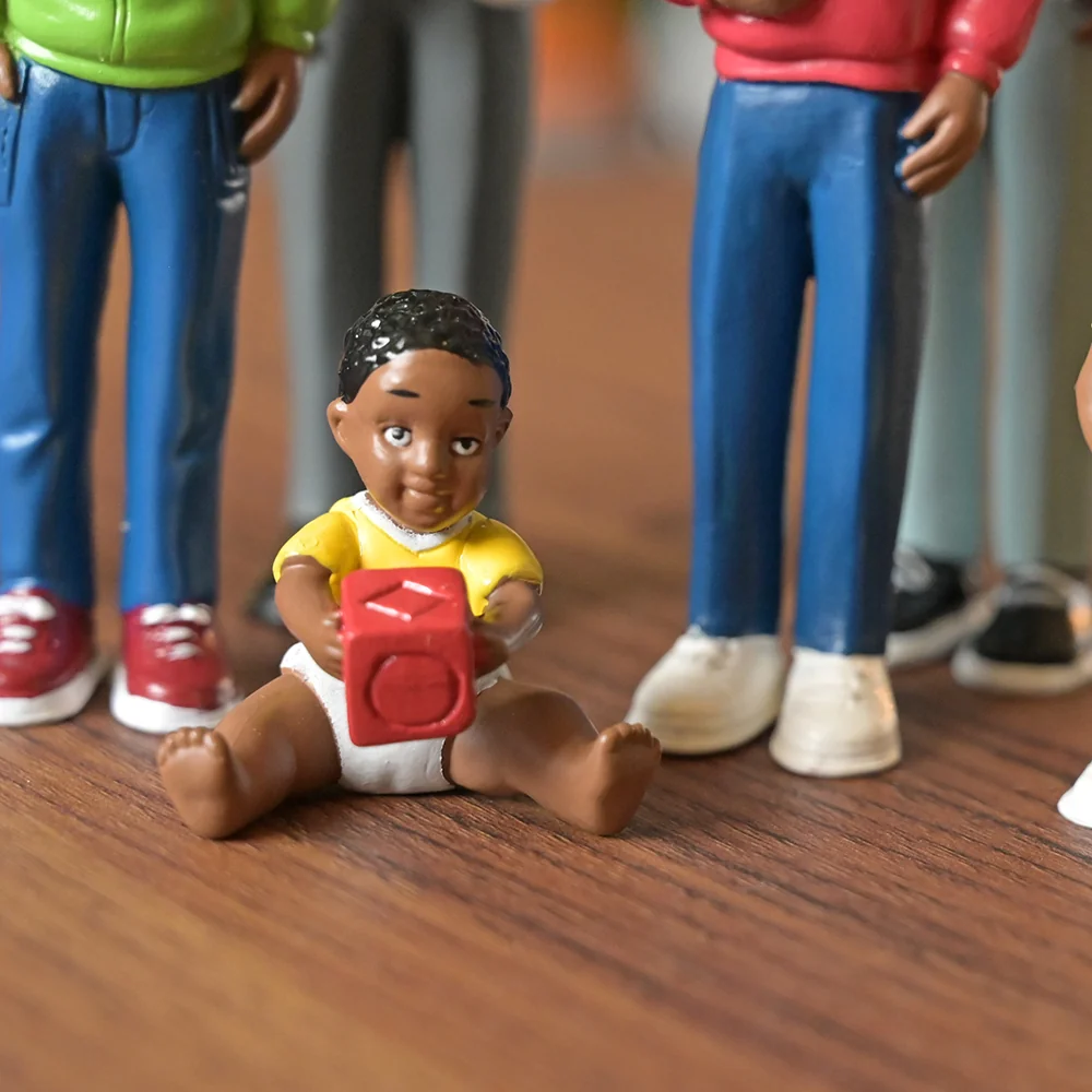 African American Pretend Play Vinyl Family Figurines | 8 Piece Set - Image 9