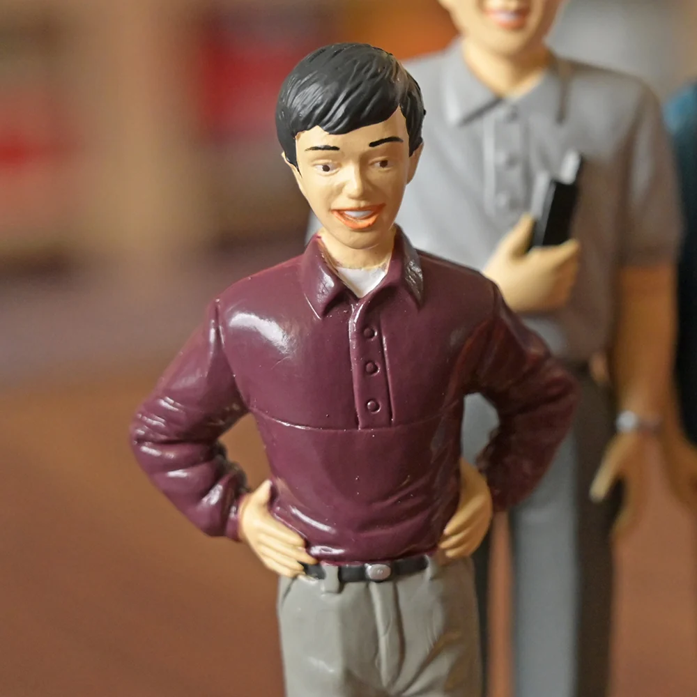 Asian Pretend Play Vinyl Family Figurines | 8 Piece Set - Image 14