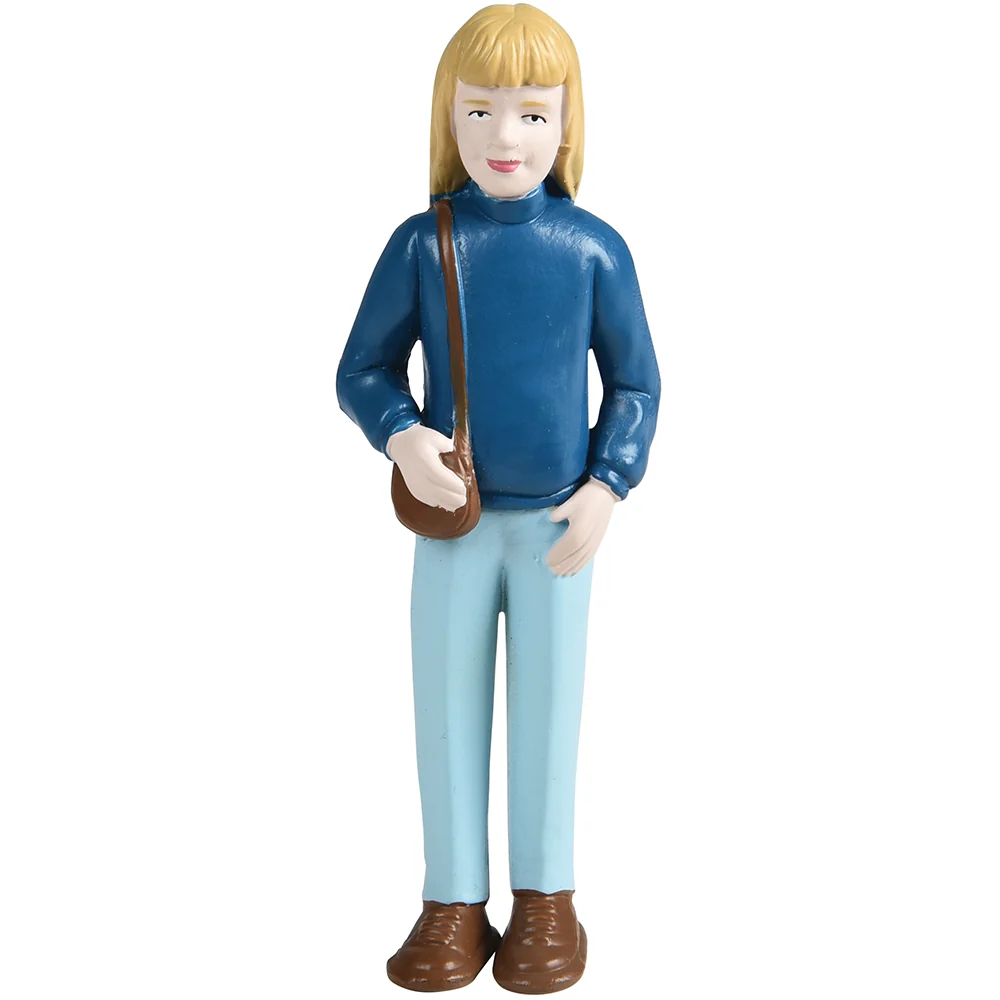 Caucasian Pretend Play Vinyl Family Figurines | 8 Piece Set - Image 9