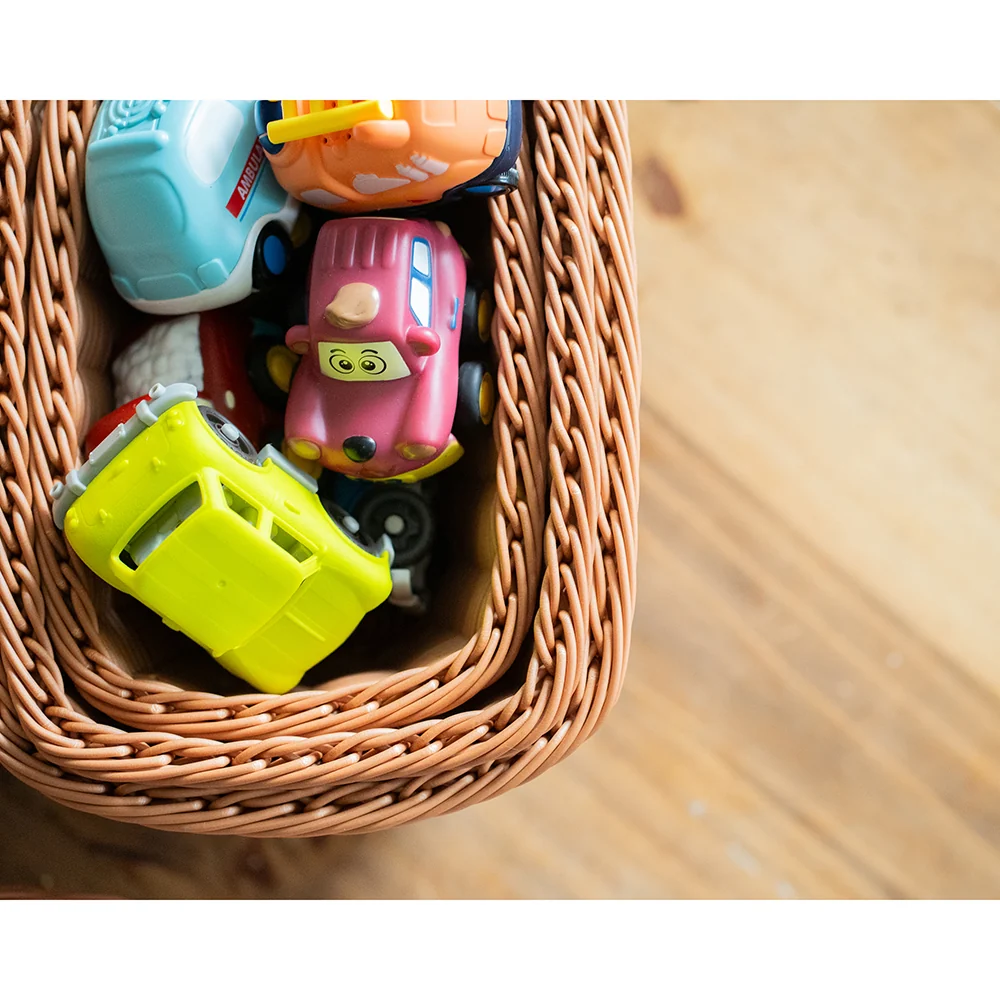 Nesting Plastic Wicker Baskets - Set of 3 - Image 7
