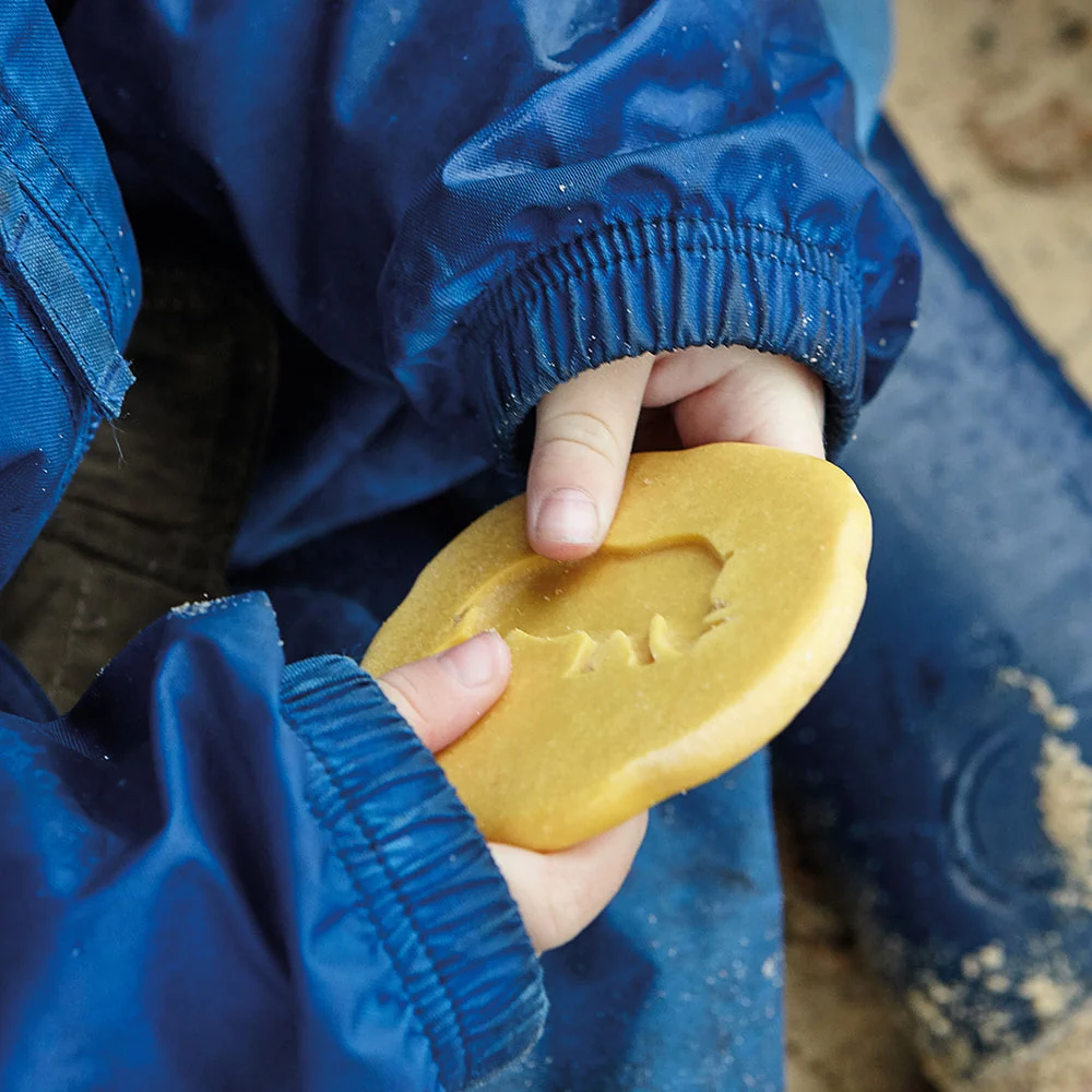 Yellow Door® Let's Investigate Safari Footprints Double-Sided Animal Stones - Image 6