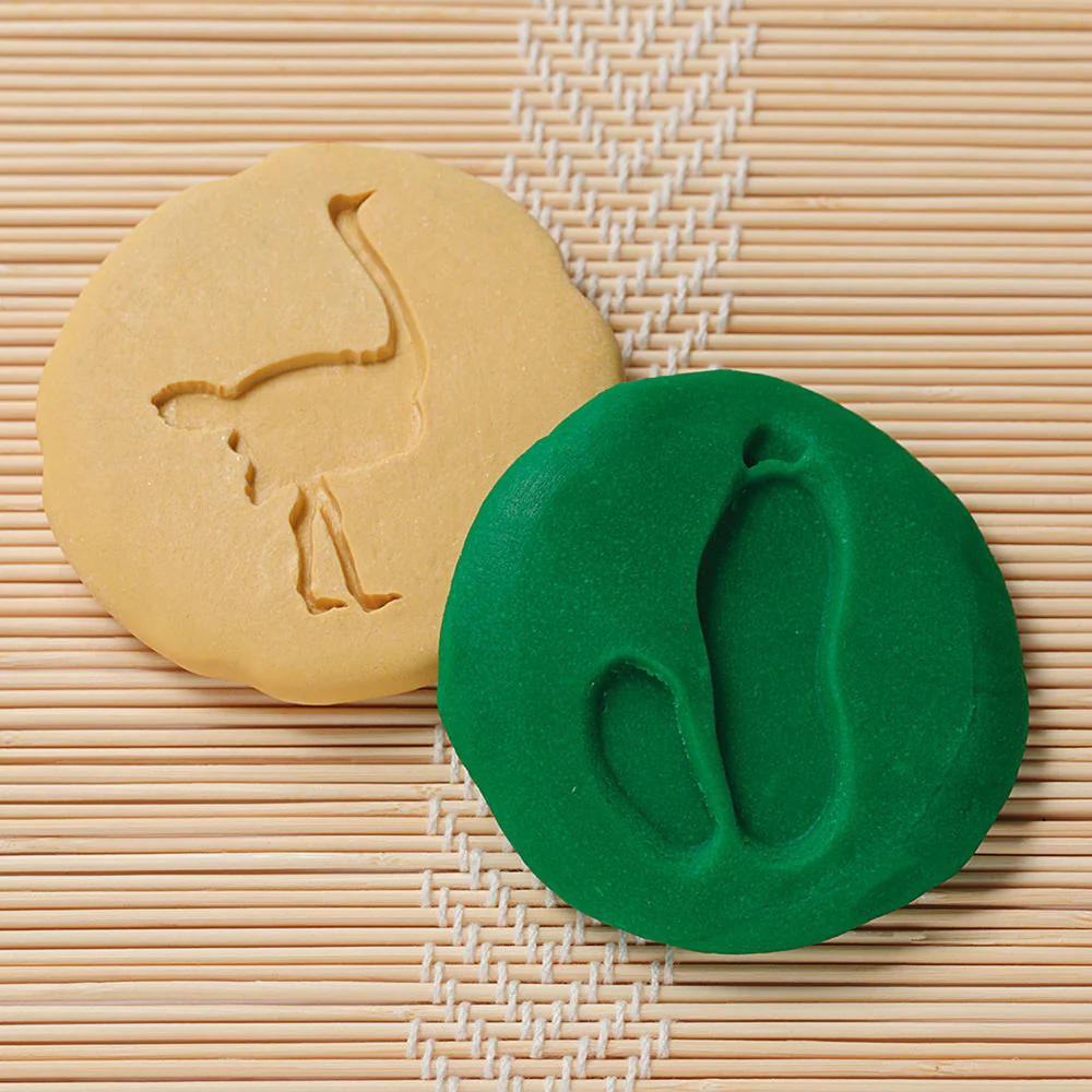 Yellow Door® Let's Investigate Safari Footprints Double-Sided Animal Stones - Image 7
