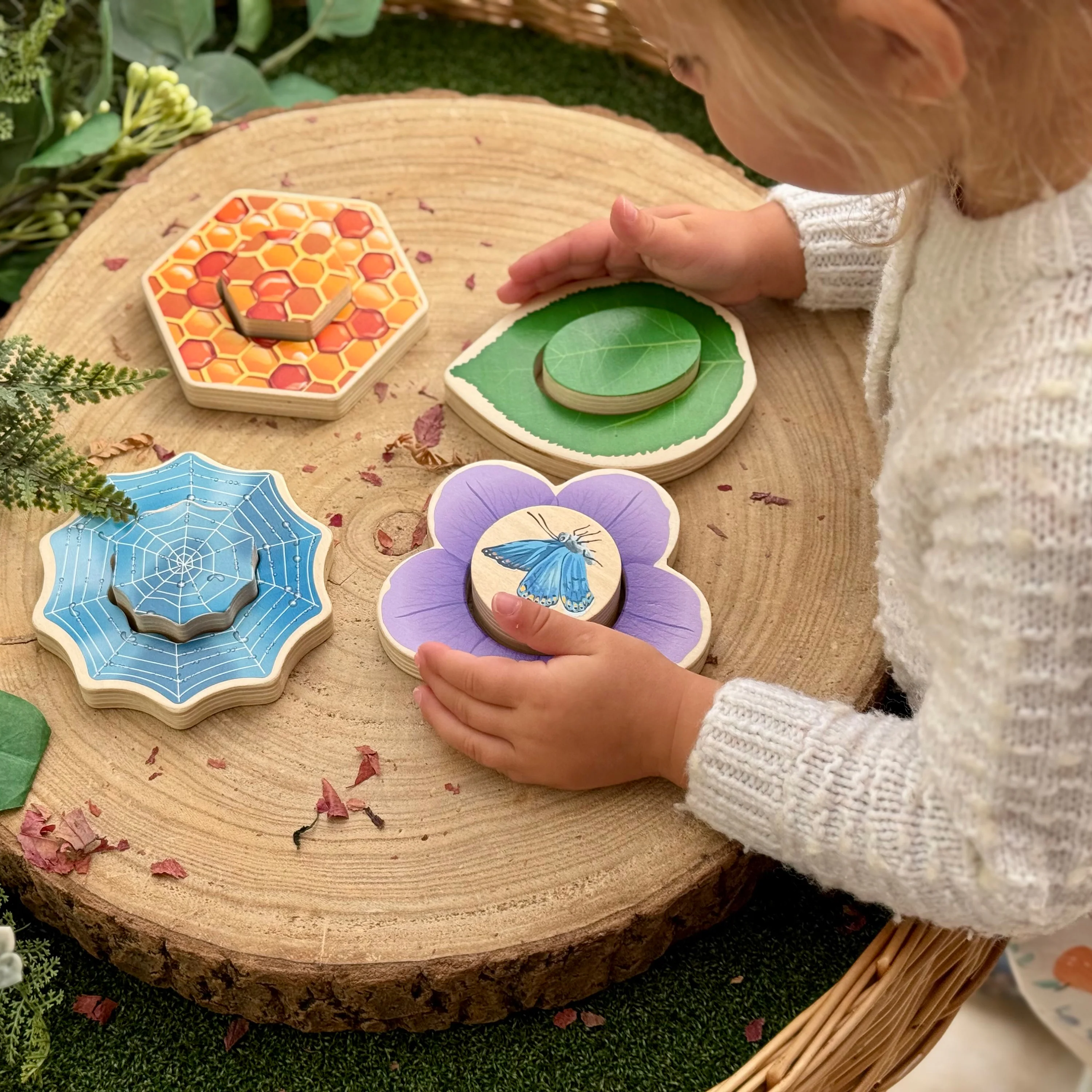 Who’s Hiding Garden Bugs Wooden Puzzle Set | Double-Sided Toddler Puzzle with Hidden Insects & Habitat Scenes - Image 6