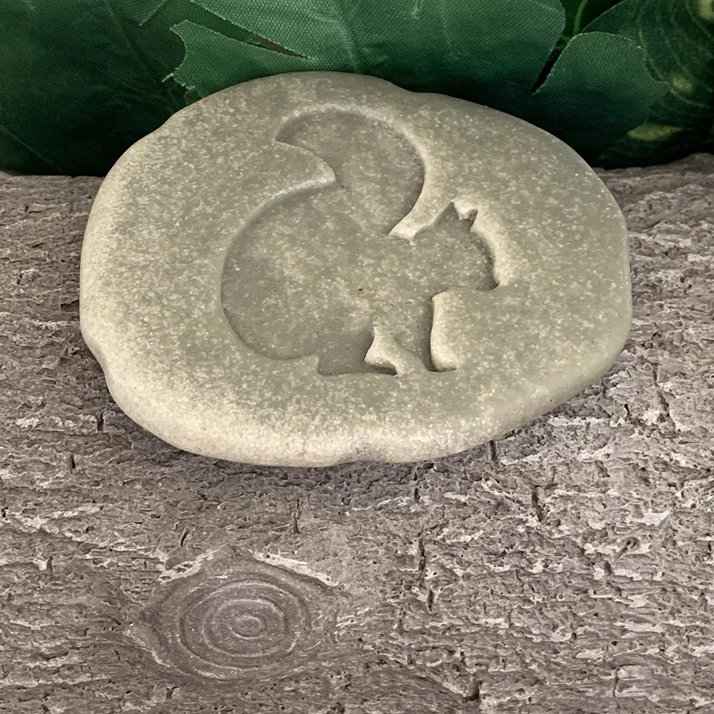 Yellow Door® Let's Investigate Woodland Footprints Double-Sided Animal Stones - Image 16