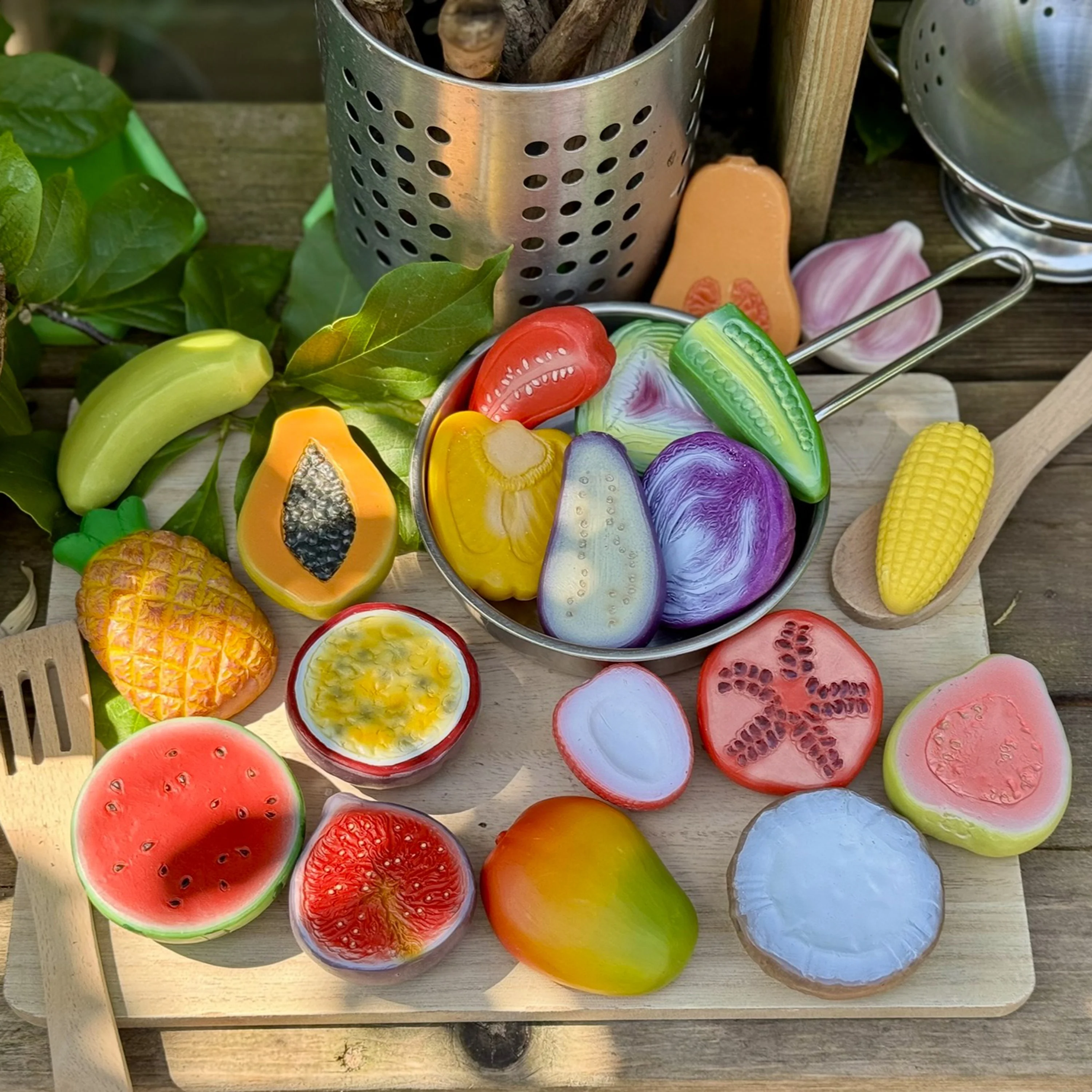 World Kitchen Sensory Play Stones | Global Fruit & Vegetable Tactile Play Set - Image 7